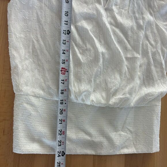 NWT Karl Lagerfeld Paris Women’s Small White Keyhole Mock Turtleneck Puff Sleeve - Picture 10 of 11